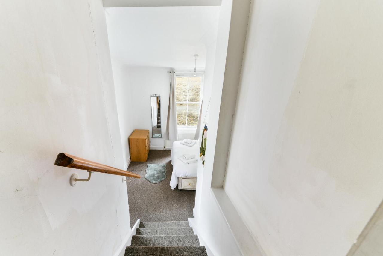 Maidavale 2 Bed Apartment - Sleeps 6 London Exterior photo